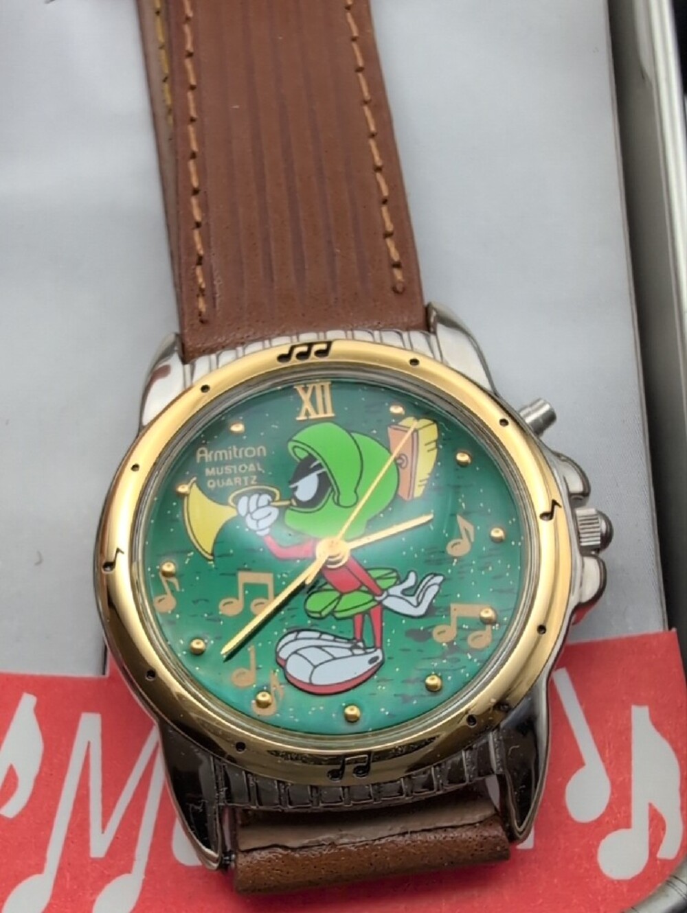 LOONEY TUNES Armitron Watch Marvin the Martian Musical Watch Brown Band Vintage